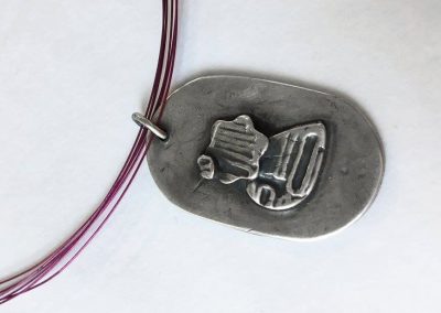 Art Clay ezüstgyurma workshop - ezüst medál grafikus mintával, antikolva