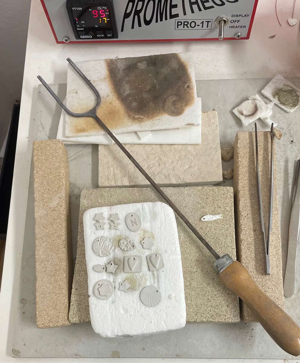 Art Clay Silver lánybúcsú ékszerek kiégetés előtt 