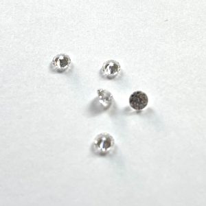 Cirkónia kő clear színtelen 3 mm átmérővel- 5db/csomag